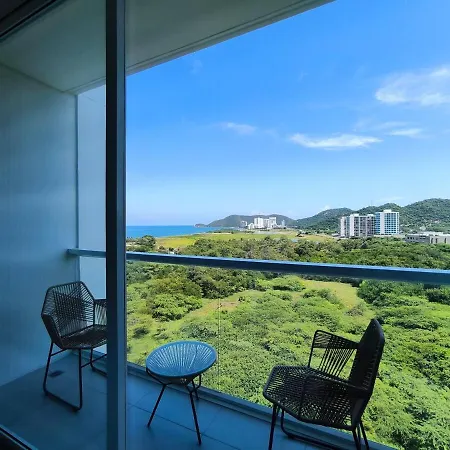 Loft Balcony Overlooking The Sea Beach 100 Meters Away